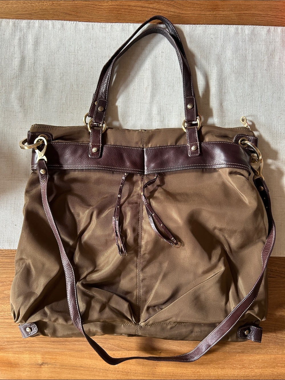 Everyday Brown Canvas Tote with Dark Brown Trim - Women's Shoulder Bag
